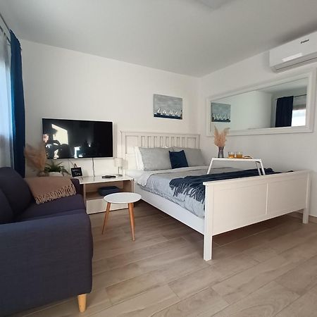 App Hedonist Apartment Novigrad  Ngoại thất bức ảnh